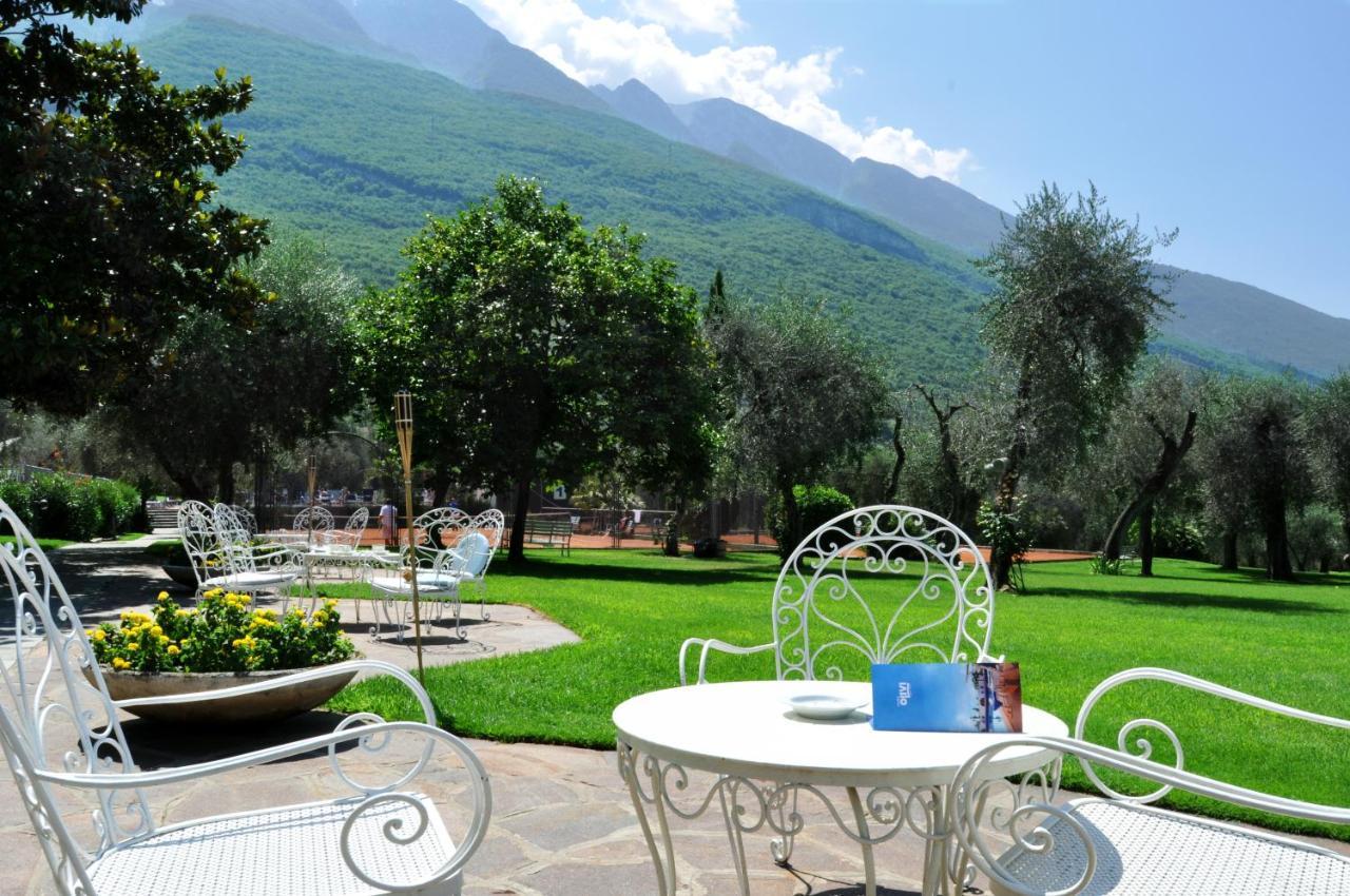 Club Hotel Olivi - Tennis Center Malcesine Dış mekan fotoğraf