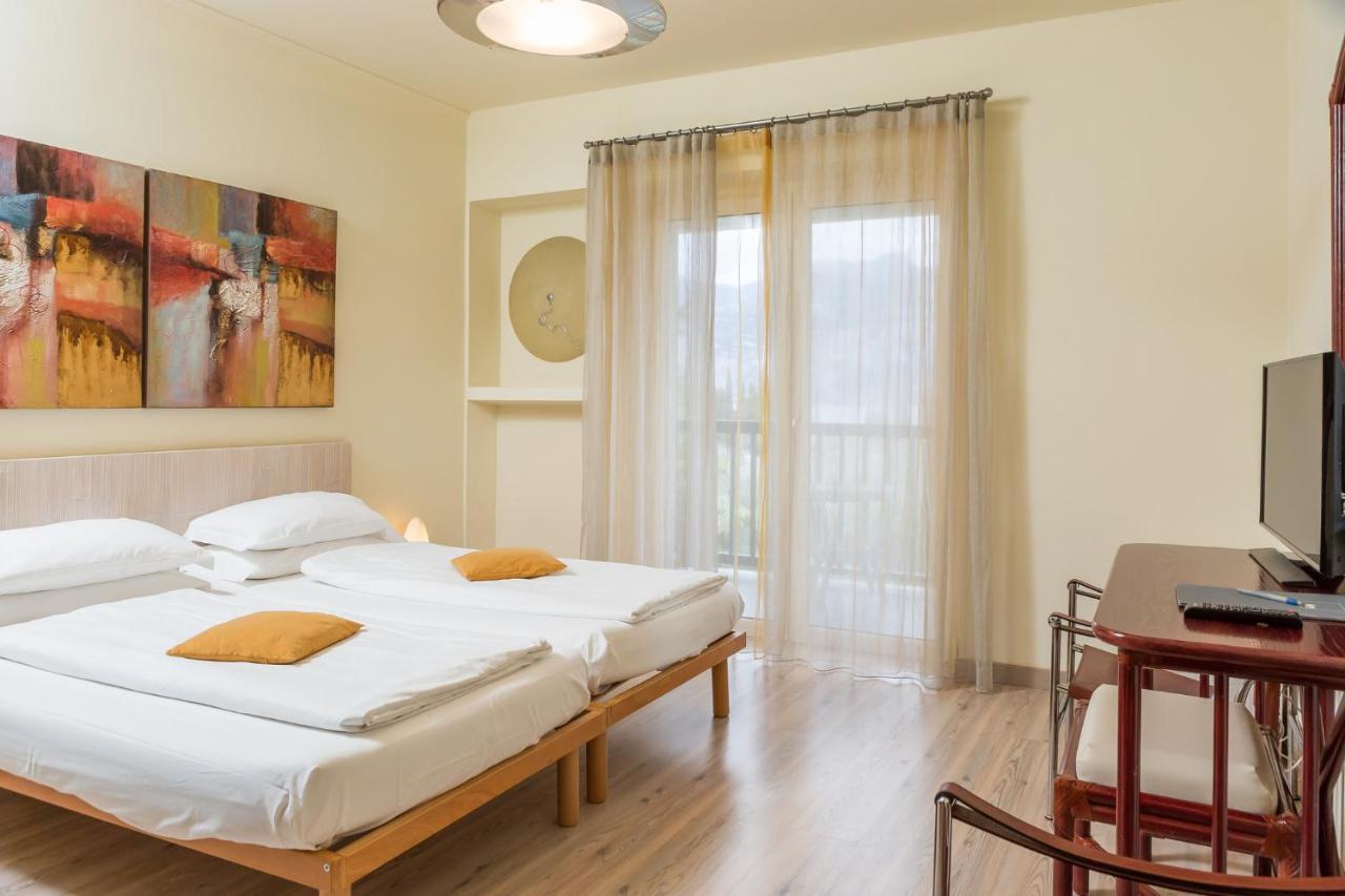 Club Hotel Olivi - Tennis Center Malcesine Dış mekan fotoğraf