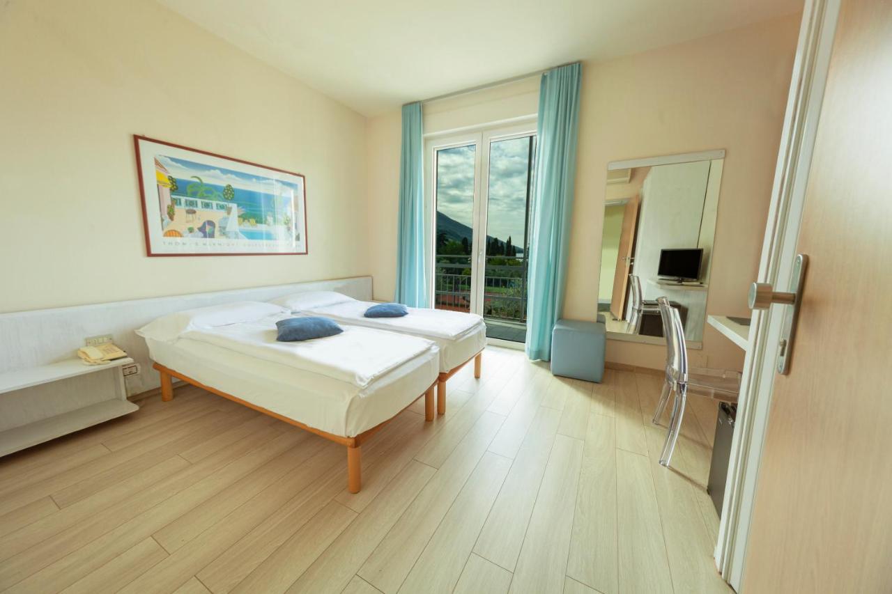 Club Hotel Olivi - Tennis Center Malcesine Dış mekan fotoğraf