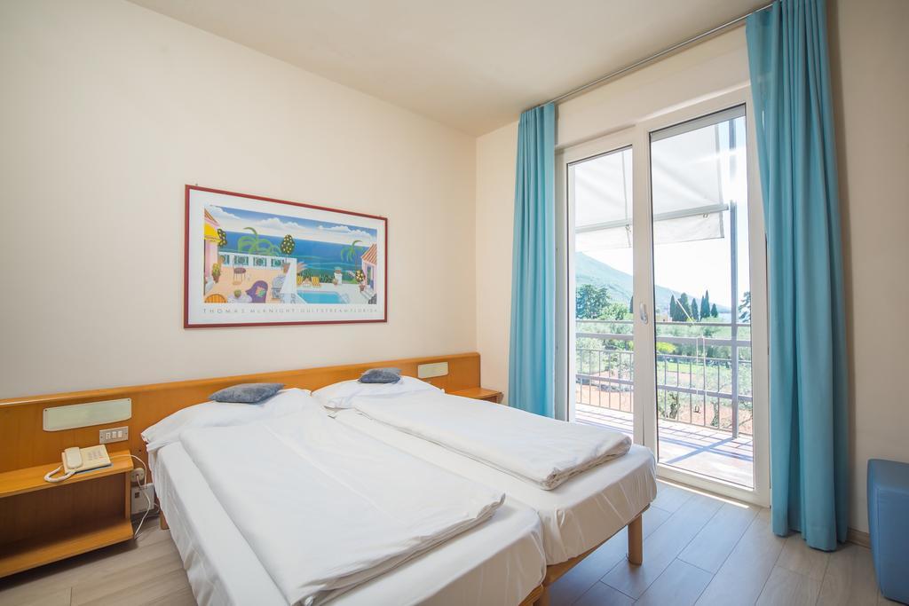 Club Hotel Olivi - Tennis Center Malcesine Dış mekan fotoğraf